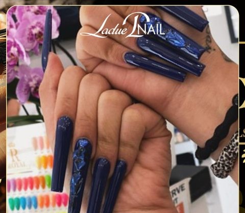 Hand-painted showroom nail-art set, real Ladue work
